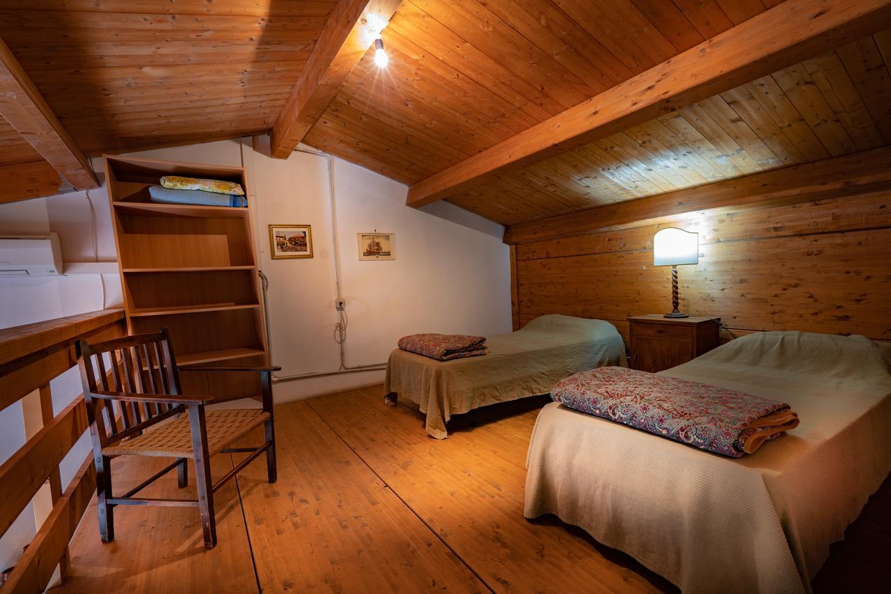 Agriturismo Fattoria Di Gratena Arezzo Eksteriør bilde